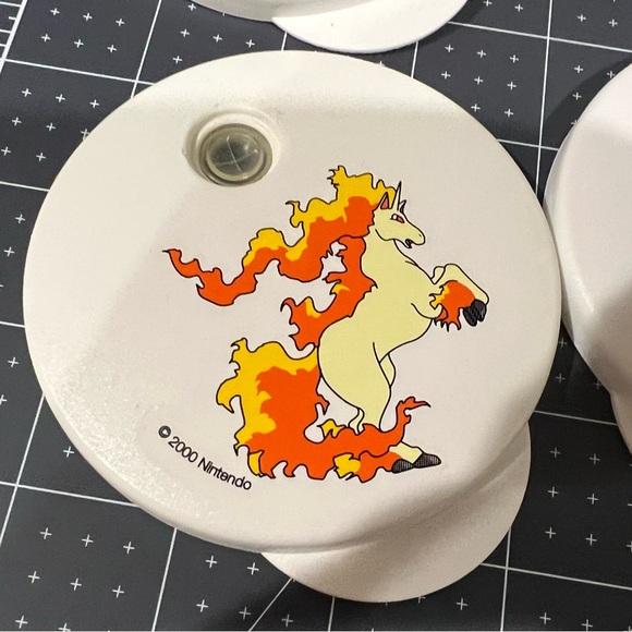 Pokemon Tupperware Impressions dripless lids only- qty 20 - Picture 7 of 9